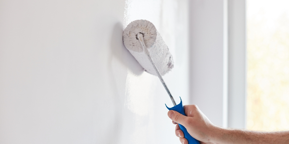 Bedroom paint guide 2025: top 10 trending colors and how to use them